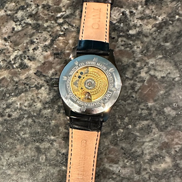 Watch - Picture 4 of 4